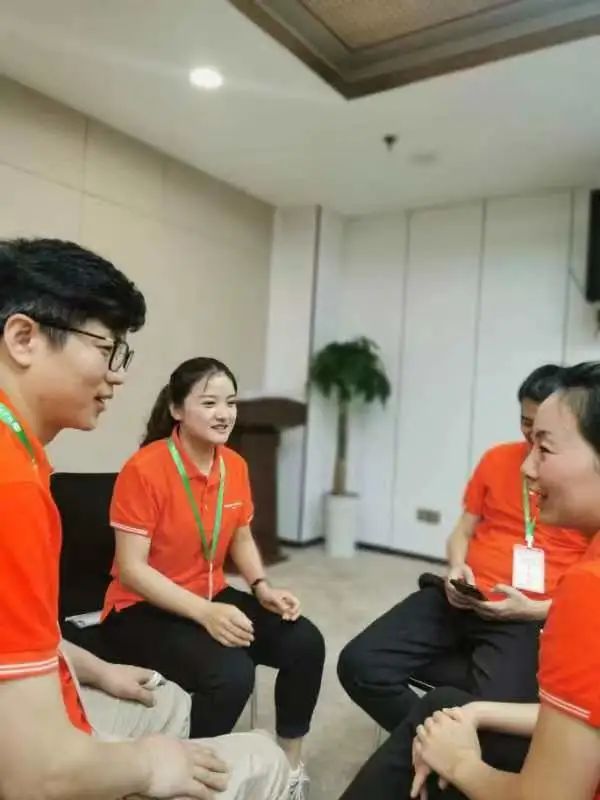 a6459236-9d63-46a9-8893-de37d0070779