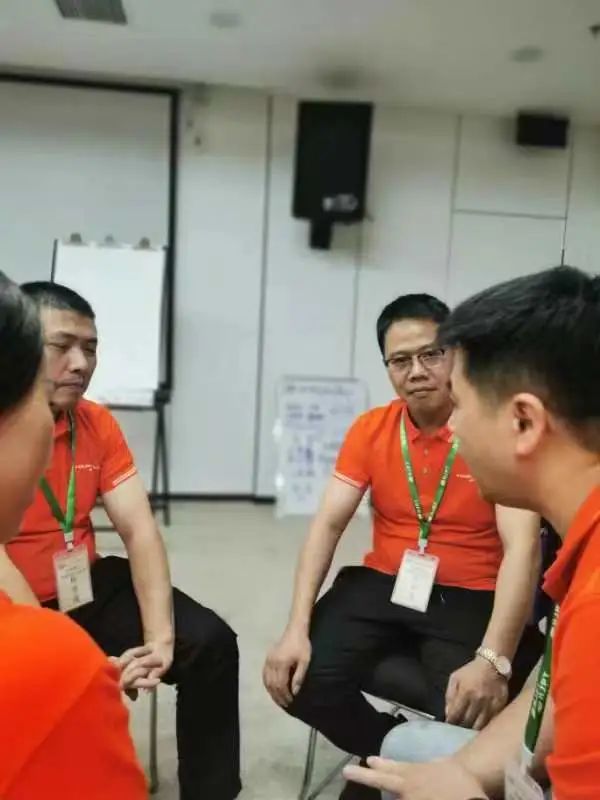 af991ea4-e53d-4ac0-8315-feeb5f0b5405